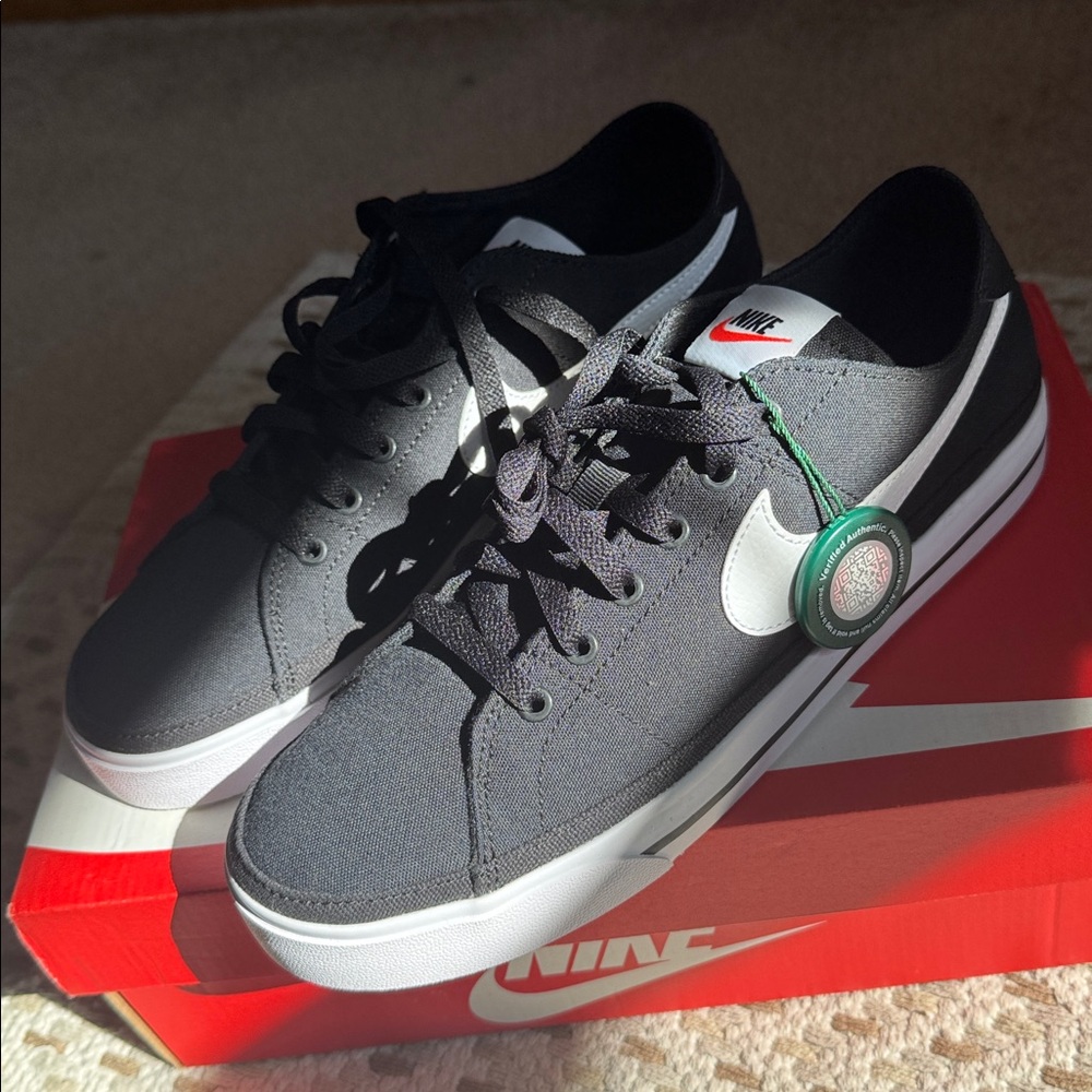 Nike Men's Black Canvas Sneakers with White Swoosh